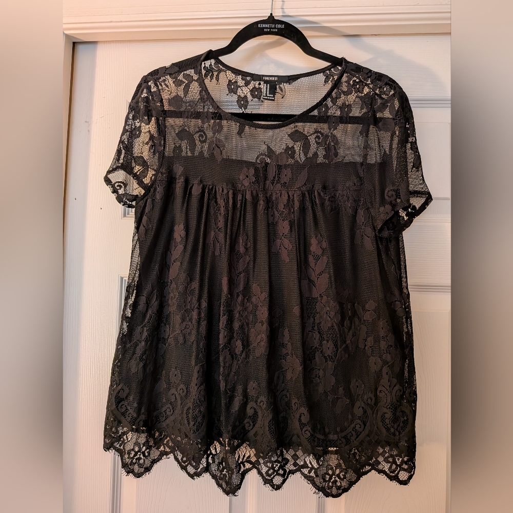 Forever 21 Sheer Black Floral Lace Top. Size Medium.